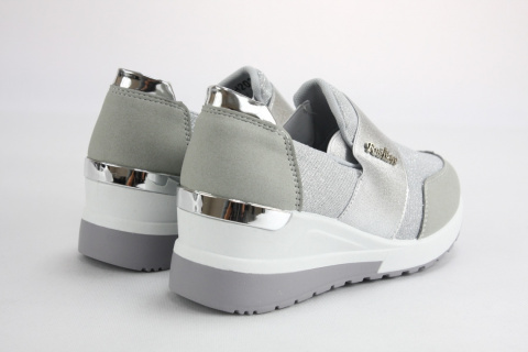 Buty sportowe srebrne Buty sportowe srebrne