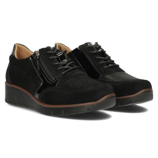 Skórzane sneakersy damskie na platformie Filippo DP4912/23 BK czarny
