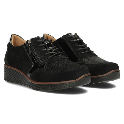 Skórzane sneakersy damskie na platformie Filippo DP4912/23 BK czarny Skórzane sneakersy damskie na platformie Filippo DP4912/23 BK czarny