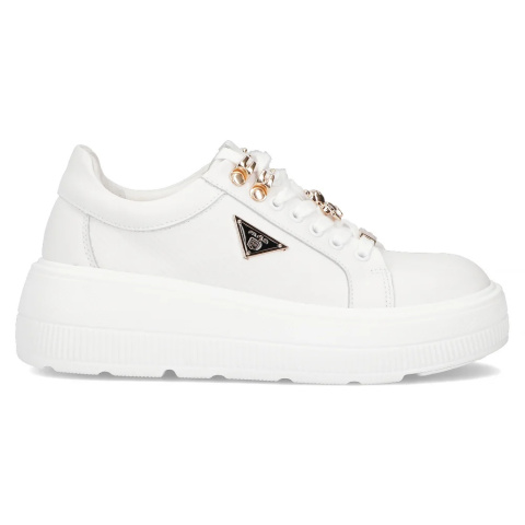 Skórzane sneakersy damskie na platformie Filippo DP6382/24 WH biały Skórzane sneakersy damskie na platformie Filippo DP6382/24 WH biały