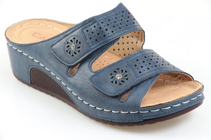 Klapki damskie na koturnie Cabin 10700-2 granat