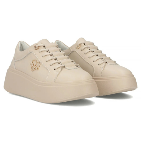 Skórzane sneakersy damskie na platformie Filippo DP6058/25 BE H beż Skórzane sneakersy damskie na platformie Filippo DP6058/25 BE H beż