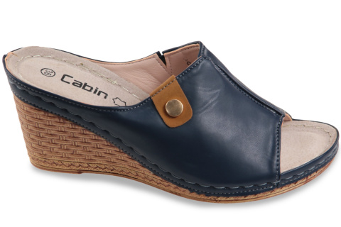 Klapki damskie na koturnie Cabin C9911-9 granat Klapki damskie na koturnie Cabin C9911-9 granat