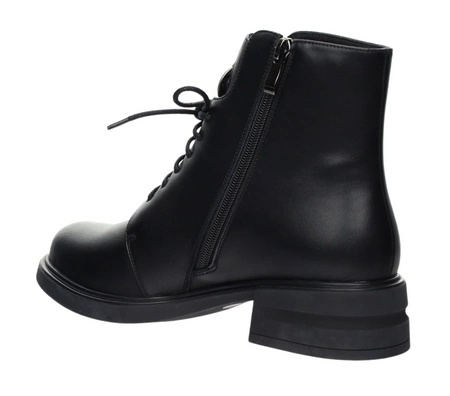 Skórzane botki damskie Evento 24BT15-7454 czarny