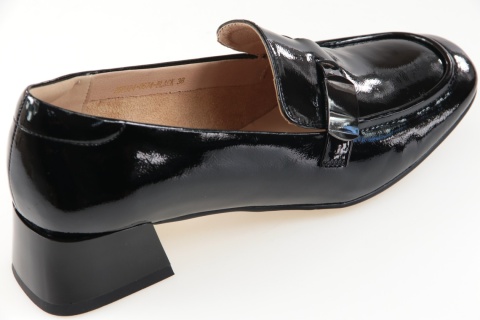 Skórzane półbuty damskie Gino Fabiani 25PB24-8674 czarny