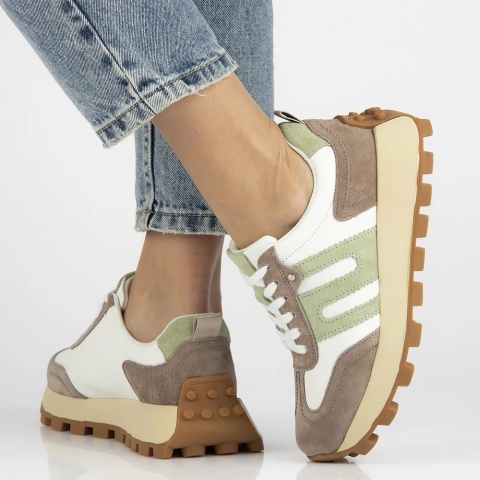 Skórzane sneakersy damskie na platformie Filippo DP6743/25 WH BE