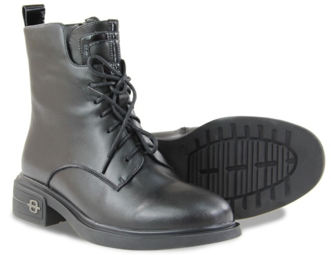 Skórzane botki damskie Evento 24BT15-7466 czarny