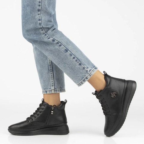 Skórzane botki damskie Filippo DBT 4215/23 BK BK czarne