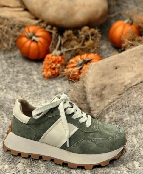 Skórzane sneakersy damskie na platformie Filippo DP7112/25 KH