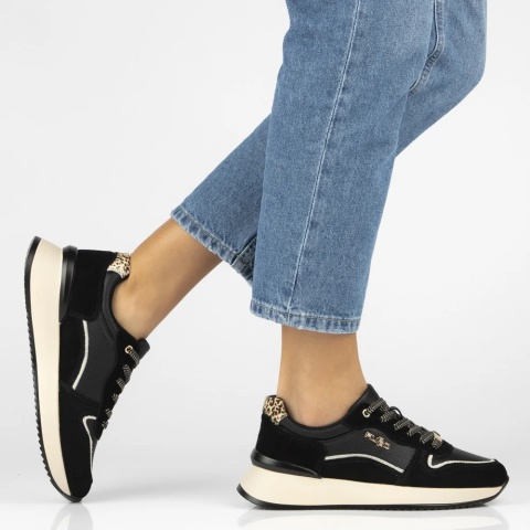 Skórzane sneakersy damskie na platformie Filippo DP7103/25 BK czarny