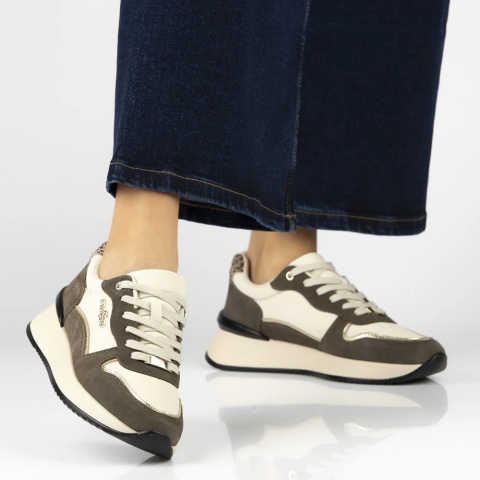 Skórzane sneakersy damskie na platformie Filippo DP7103/25 WH BR biały