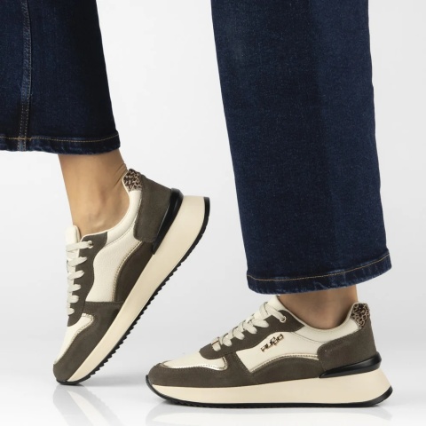 Skórzane sneakersy damskie na platformie Filippo DP7103/25 WH BR biały