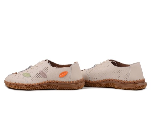 Skórzane półbuty damskie 25SP17-8544 beż