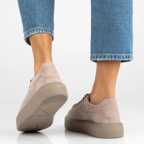 Skórzane sneakersy damskie na platformie Filippo D7502/26 TP beż