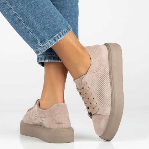 Skórzane sneakersy damskie na platformie Filippo D7502/26 TP beż