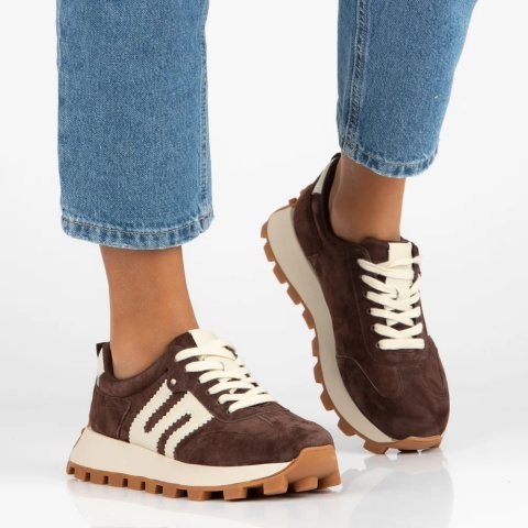 Skórzane sneakersy damskie na platformie Filippo DP6743/26 D BR brąz