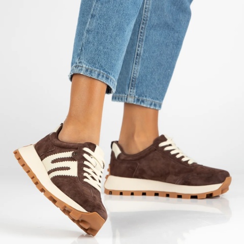 Skórzane sneakersy damskie na platformie Filippo DP6743/26 D BR brąz