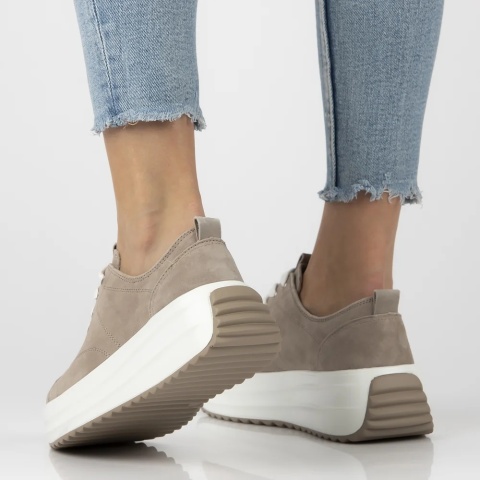 Skórzane sneakersy damskie na platformie Filippo DP6795/26 BE beż