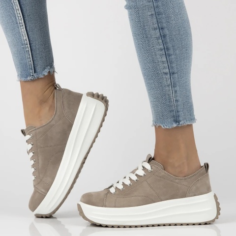 Skórzane sneakersy damskie na platformie Filippo DP6795/26 BE beż