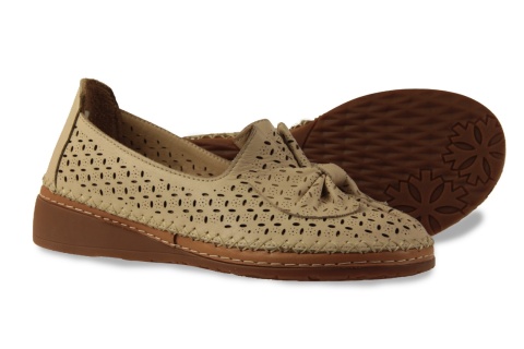 Skórzane półbuty damskie Comfortabel 830046-08 beż