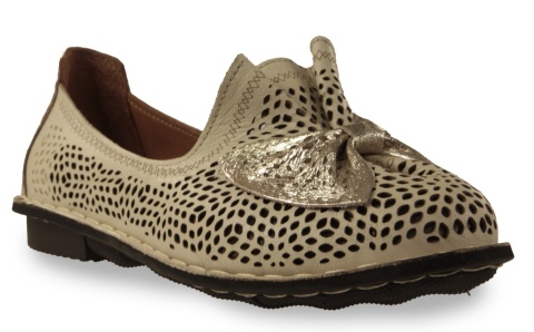 Skórzane półbuty damskie Comfortabel 830047-08 beż