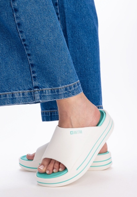 Klapki damskie na platformie Big Star NN274A038 biały