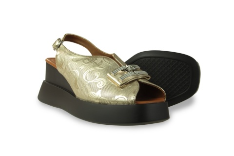 Sandały na platformie M. Daszyński SA209-7 złoty