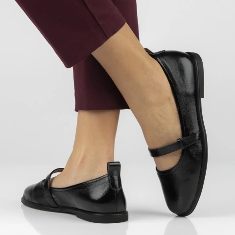 Skórzane baleriny damskie DP7742/26 BK czarny