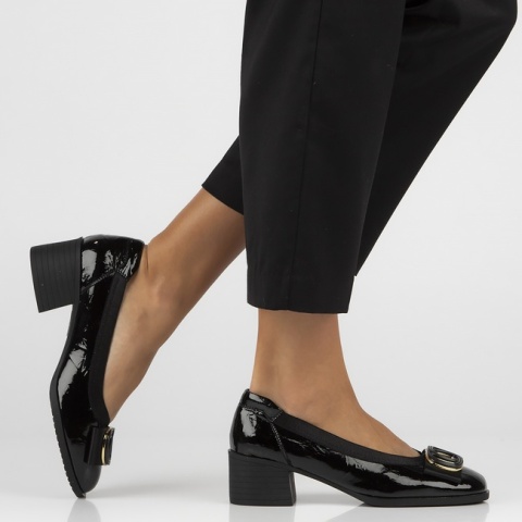 Skórzane półbuty Filippo DP6960/26 BK czarny