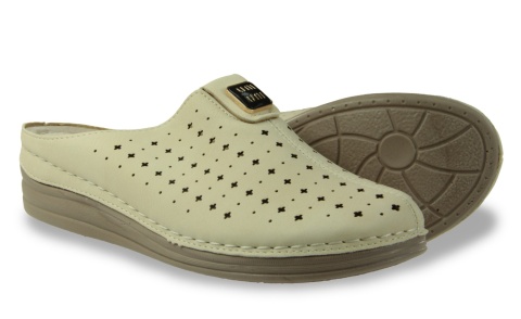 Klapki damskie z pełnym przodem Evento 26SD02-9937 beż