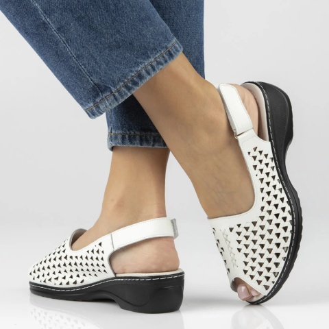 Skórzane sandały damskie Filippo DS7763/26 WH bały