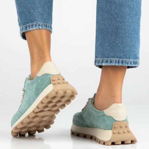 Skórzane sneakersy damskie na platformie Filippo DP7498/26 GE zielony