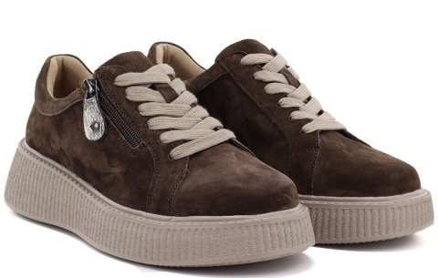 Skórzane sneakersy damskie na platformie Evento 26PB18-566 LT. Coffee