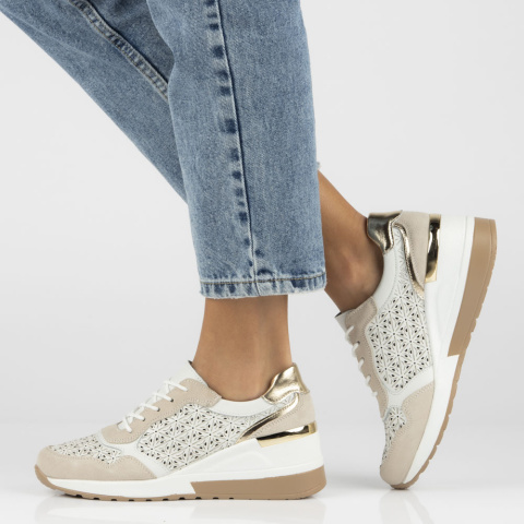 Skórzane sneakersy damskie na platformie Filippo DP4669/23 WH biały Skórzane sneakersy damskie na platformie Filippo DP4669/23 WH biały